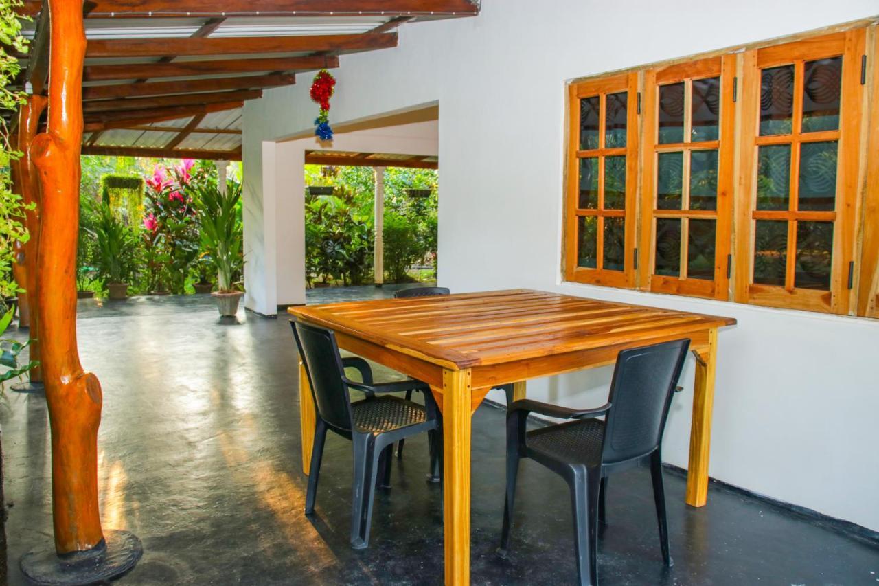 Sigiri Sandilu Homestay Sigiriya Buitenkant foto