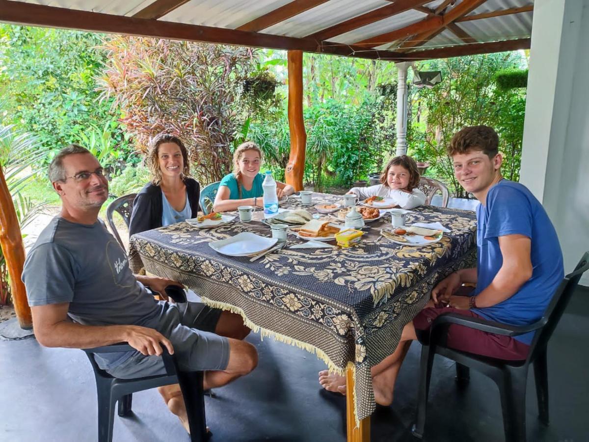 Sigiri Sandilu Homestay Sigiriya Buitenkant foto